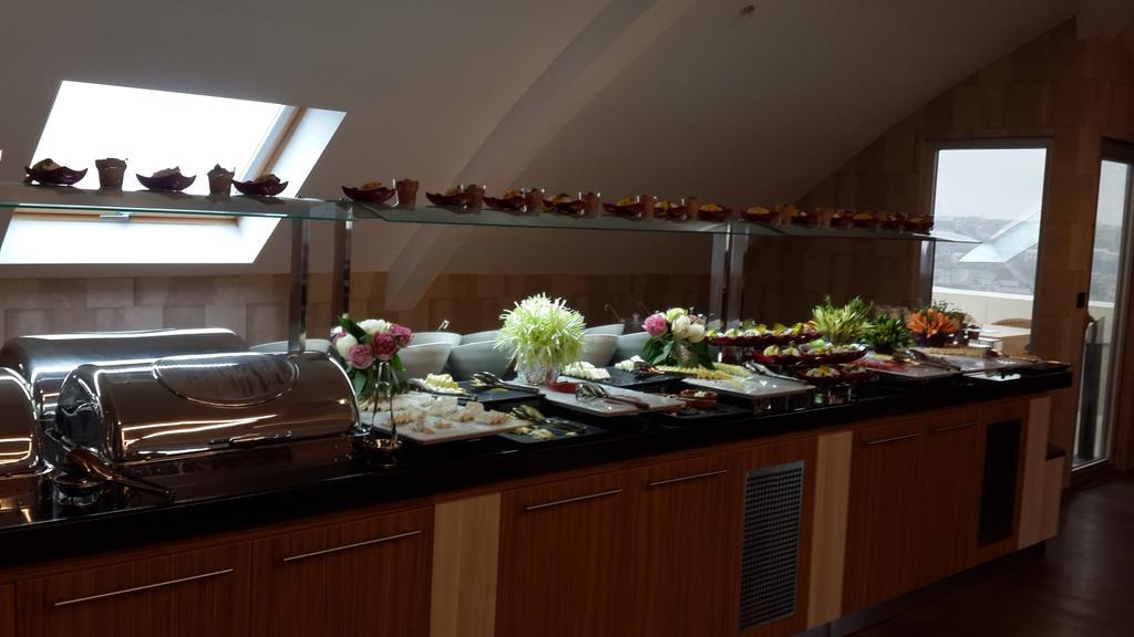 Livello Hotel Istanbul Bagian luar foto
